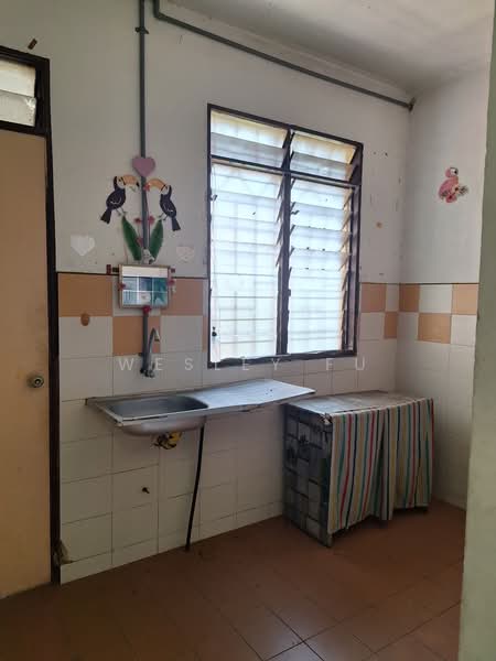 Pangsapuri untuk Dijual di Mentari Court - Wesley Fu - Kitchen - PropertyGuru.com.my