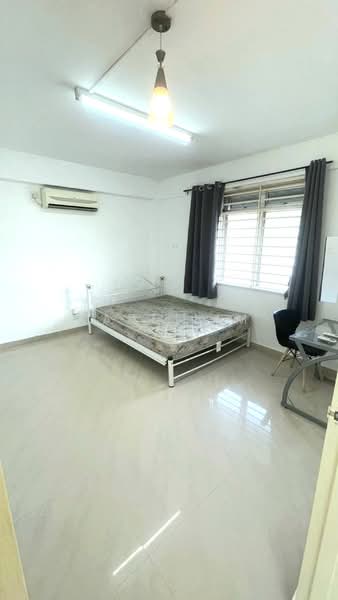 Rumah Flat untuk Dijual di Taman Ehsan Jaya - Karl Lim - Bedroom - PropertyGuru.com.my