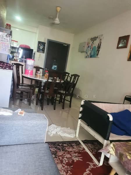 Service Residence for Rent at KL Traders Square - Kelly Kok - Dining Room - PropertyGuru.com.my