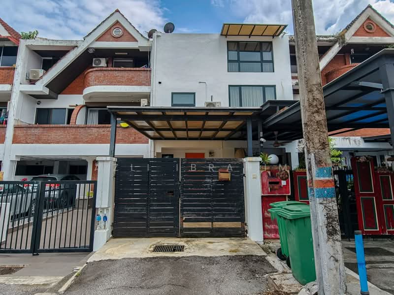 Townhouse for Sale in Taman Sri Hartamas (Sri Hartamas) - Azli Ibrahim - Exterior - PropertyGuru.com.my
