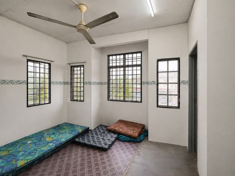 Rumah Teres 2 Tingkat untuk Dijual di Bandar Puncak Alam (Puncak Alam) - Khairul Syafiq - Bedroom - PropertyGuru.com.my