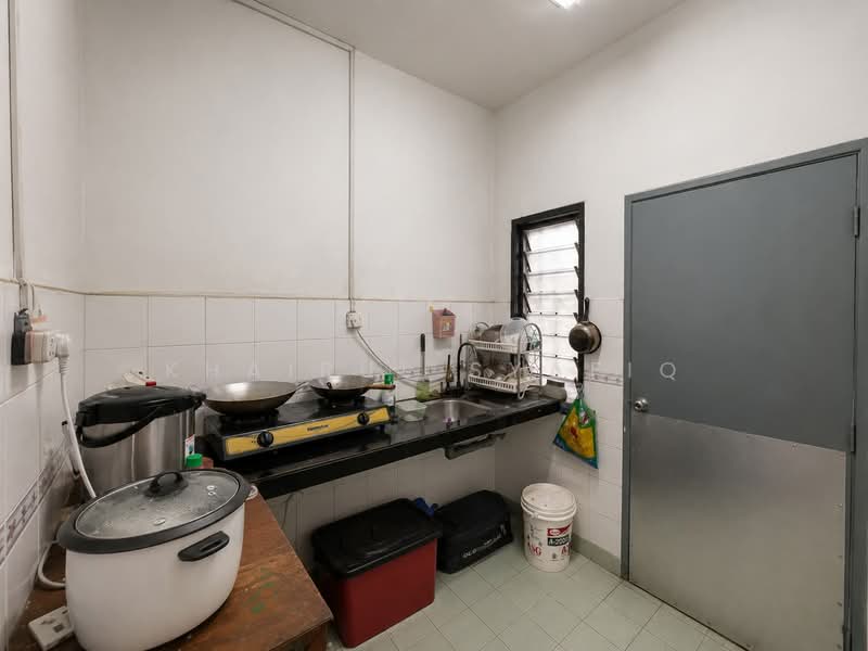 Rumah Teres 2 Tingkat untuk Dijual di Bandar Puncak Alam (Puncak Alam) - Khairul Syafiq - Kitchen - PropertyGuru.com.my