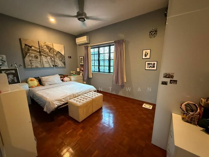2-storey Terraced House for Sale in Bukit Bangsar (Bangsar) - Vincent Wan - Bedroom - PropertyGuru.com.my