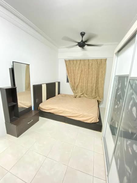 Pangsapuri untuk Disewa di Residensi Kepongmas 2 - Jeffrey Tham - Bedroom - PropertyGuru.com.my