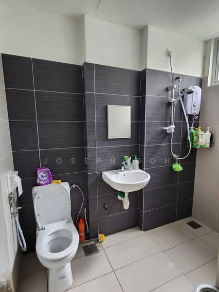 Apartment for Rent at Midori Green (Pangsapuri Hijauan) - Joseph Goh - Bathroom - PropertyGuru.com.my