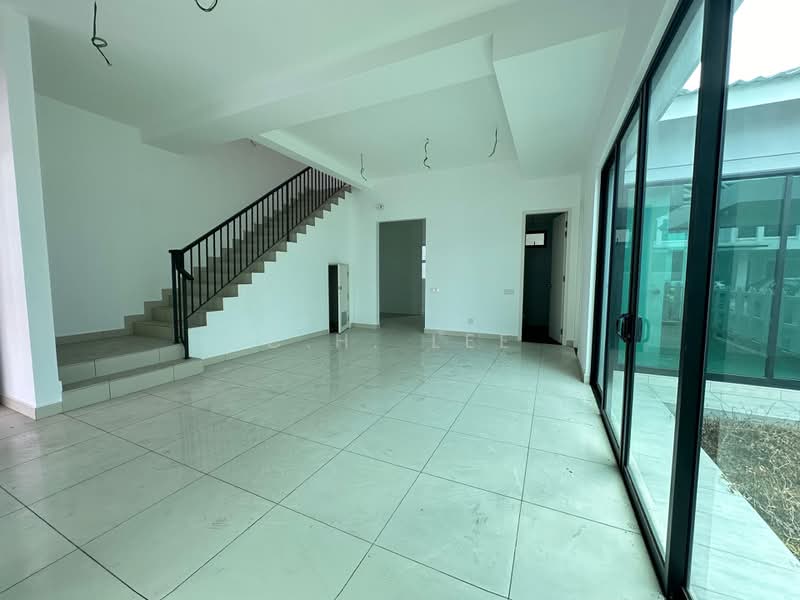 Rumah Teres untuk Dijual di Bandar Cassia (Batu Kawan) - C.H. Lee - Living Room - PropertyGuru.com.my