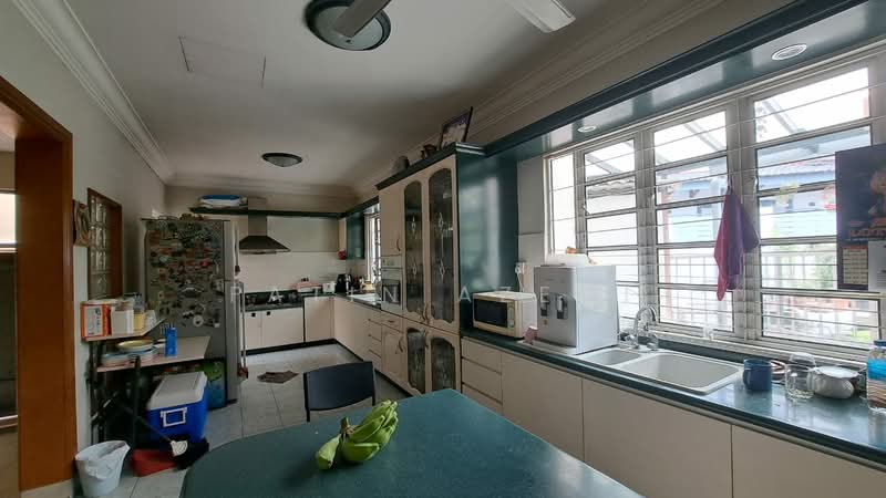 2-storey Terraced House for Sale in Bandar Utama (Selangor) - Fatin Azemi - Kitchen - PropertyGuru.com.my