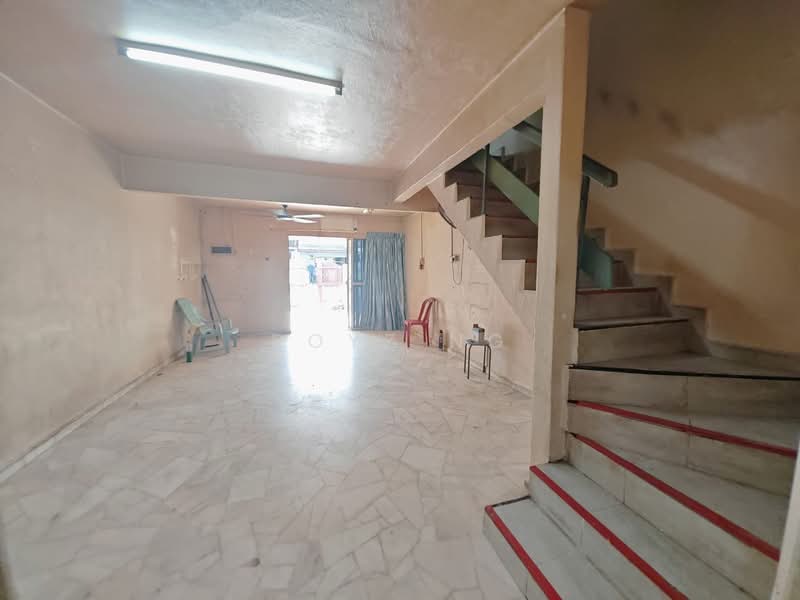 2-storey Terraced House for Sale in Taman Desa Cemerlang (Ulu Tiram) - Royz Ng - Interior - PropertyGuru.com.my