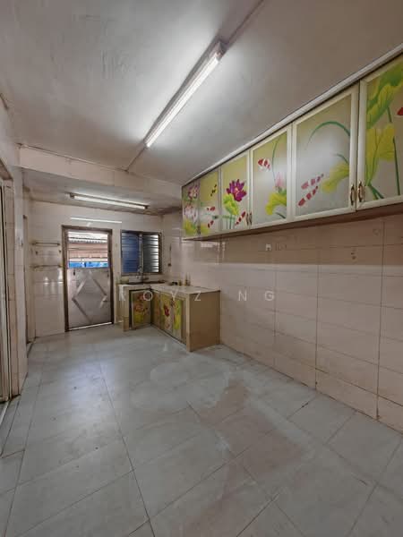 2-storey Terraced House for Sale in Taman Desa Cemerlang (Ulu Tiram) - Royz Ng - Kitchen - PropertyGuru.com.my