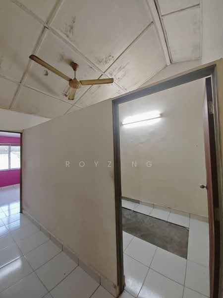 2-storey Terraced House for Sale in Taman Desa Cemerlang (Ulu Tiram) - Royz Ng - Interior - PropertyGuru.com.my