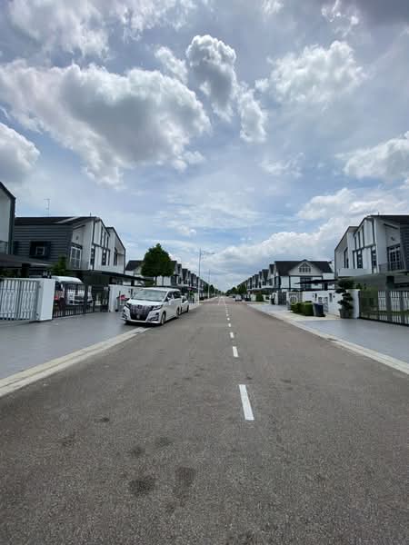 Cluster House for Sale in Taman Ekoflora (Johor Bahru) - Elleyna Soo - Exterior - PropertyGuru.com.my