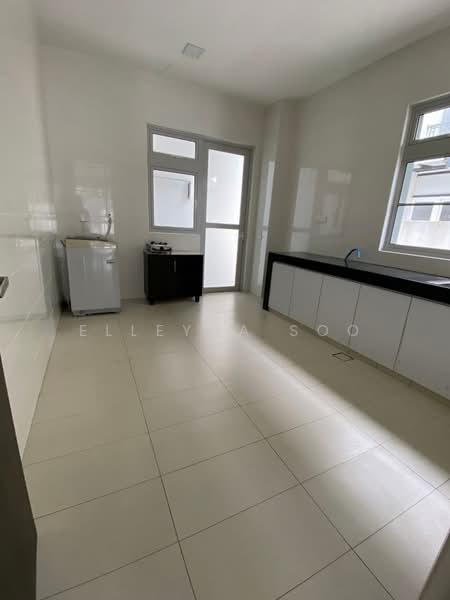 Cluster House for Sale in Taman Ekoflora (Johor Bahru) - Elleyna Soo - Kitchen - PropertyGuru.com.my