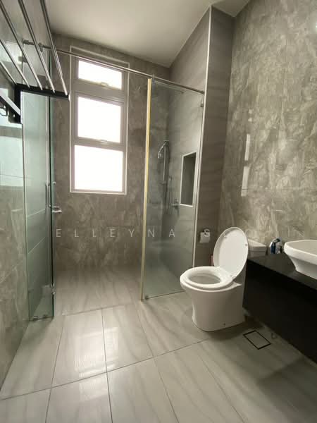 Cluster House for Sale in Taman Ekoflora (Johor Bahru) - Elleyna Soo - Bathroom - PropertyGuru.com.my
