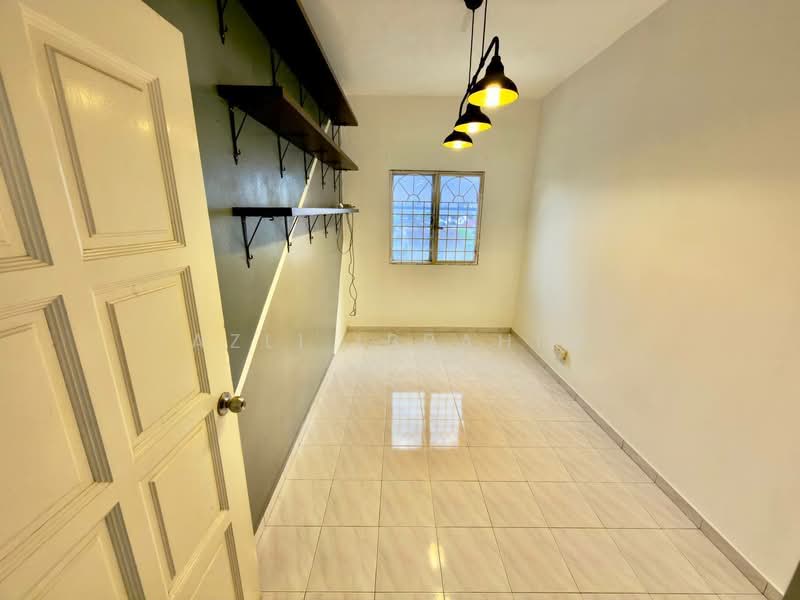 Apartment for Sale at Kasturi Apartment - Azli Ibrahim - Interior - PropertyGuru.com.my