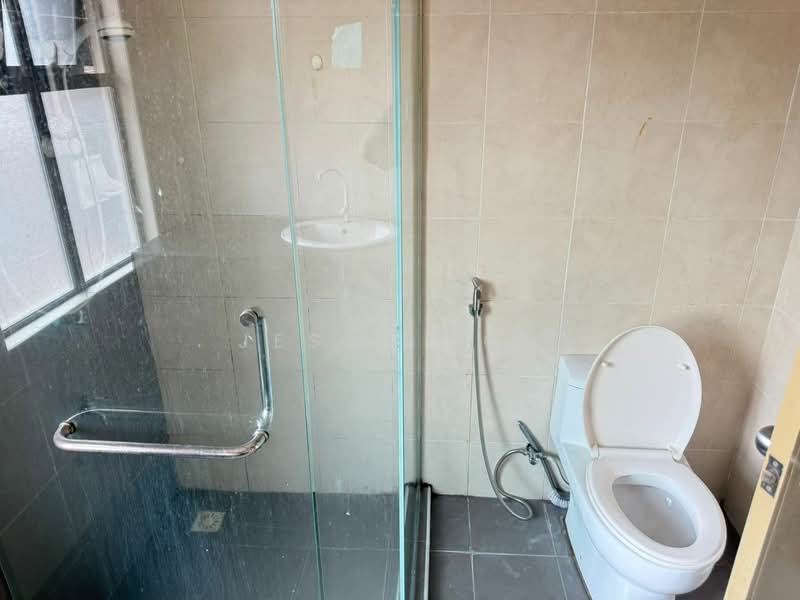 2-storey Terraced House for Rent in Taman Laguna (Johor Bahru) - Jessy Koh - Bathroom - PropertyGuru.com.my
