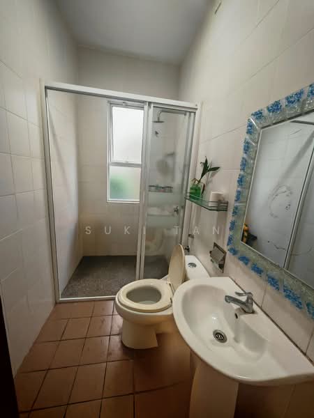 Zero-Lot Bungalow for Sale in Perdana Residence (Batu Caves) - Suki Tan - Bathroom - PropertyGuru.com.my