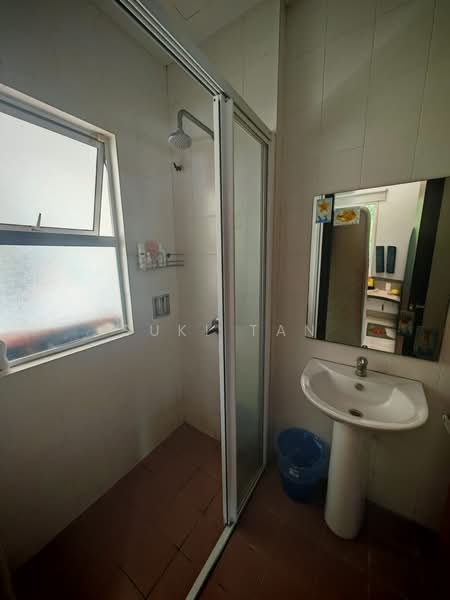 Zero-Lot Bungalow for Sale in Perdana Residence (Batu Caves) - Suki Tan - Bathroom - PropertyGuru.com.my