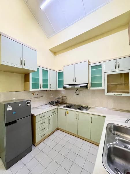 Rumah Teres 1 Tingkat untuk Dijual di Taman Pelangi Indah (Ulu Tiram) - JAN AU - Kitchen - PropertyGuru.com.my