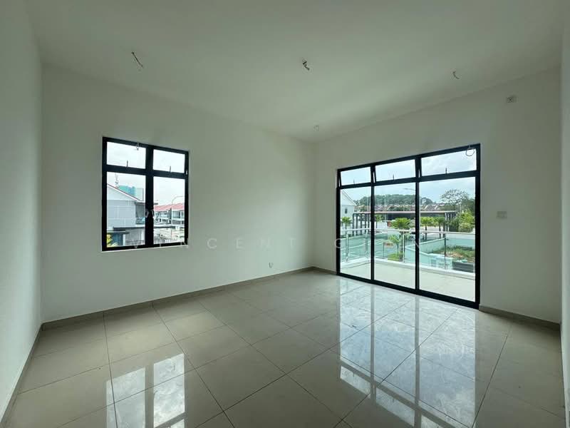 Rumah Kluster untuk Dijual di Taman Mount Austin (Tebrau) - Vincent Gian - PropertyGuru.com.my