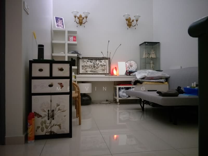 Rumah Teres 2 Tingkat untuk Dijual di Tropicana Indah (Kota Damansara) - Melvin Ong - Living Room - PropertyGuru.com.my