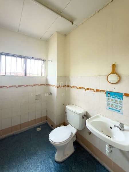2-storey Terraced House for Rent in Klang (Selangor) - Kings Soe - Bathroom - PropertyGuru.com.my