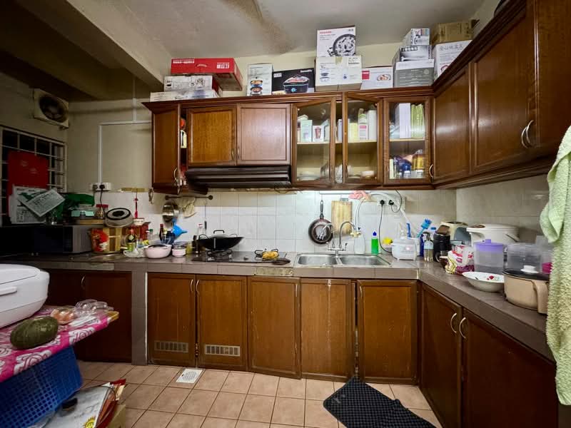 Rumah Teres 2.5 Tingkat untuk Dijual di Taman Bukit Utama (Ulu Kelang) - Azli Ibrahim - Kitchen - PropertyGuru.com.my