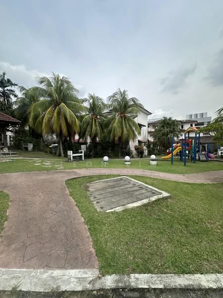 Rumah Bandar untuk Dijual di Bandar Pinggiran Subang (Shah Alam) - Leon Lim - PropertyGuru.com.my