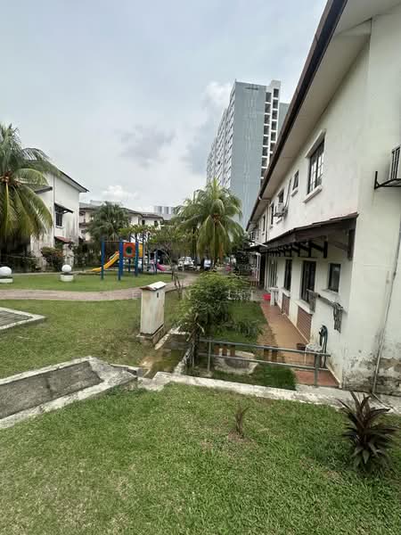 Rumah Bandar untuk Dijual di Bandar Pinggiran Subang (Shah Alam) - Leon Lim - PropertyGuru.com.my