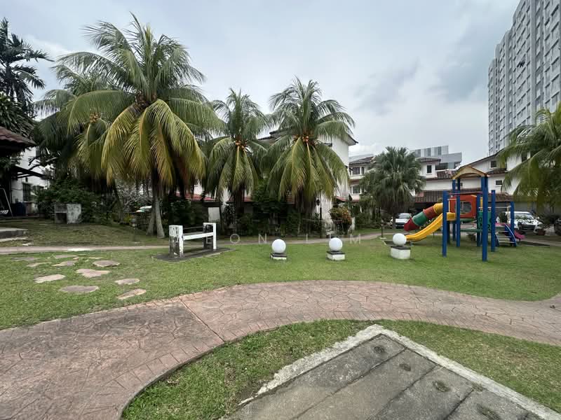 Rumah Bandar untuk Dijual di Bandar Pinggiran Subang (Shah Alam) - Leon Lim - PropertyGuru.com.my