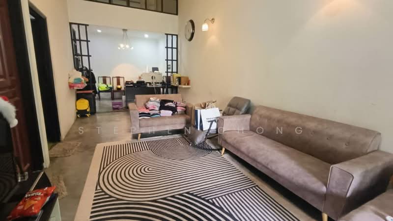 Rumah Teres 1 Tingkat untuk Dijual di Taman Melodies (Johor Bahru) - Stephen Chong - Living Room - PropertyGuru.com.my