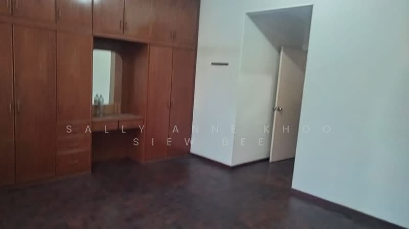 Rumah Teres 2 Tingkat untuk Disewa di Taman Wawasan (Puchong) - Sally Anne Khoo Siew bee - Bedroom - PropertyGuru.com.my