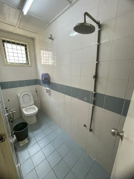 Shop / Office for Rent in Usj 9 (Subang Jaya) - Joe Chan - Bathroom - PropertyGuru.com.my