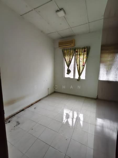 Apartment for Rent at Sri Awana Townhouse - SJ CHAN - Interior - PropertyGuru.com.my