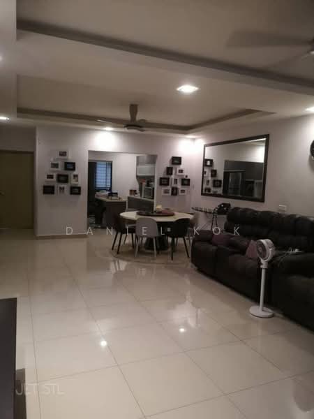 2-storey Terraced House for Sale in Setia Damai (Setia Alam) - Daniel Kok - Living Room - PropertyGuru.com.my