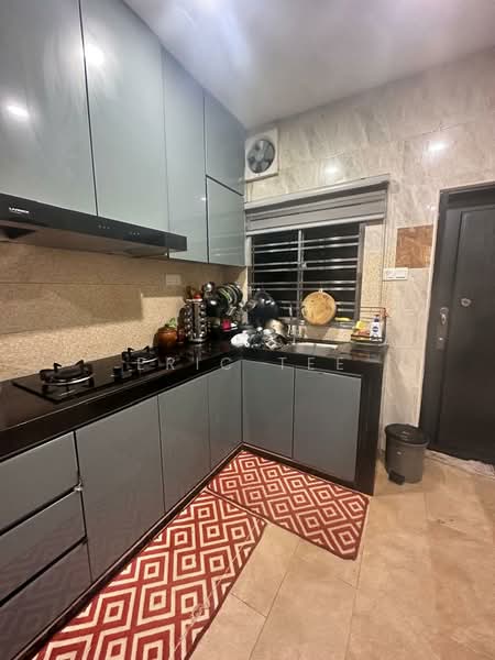 Cluster House for Sale in Nusantara Prima (Gelang Patah) - Eric Tee - Kitchen - PropertyGuru.com.my
