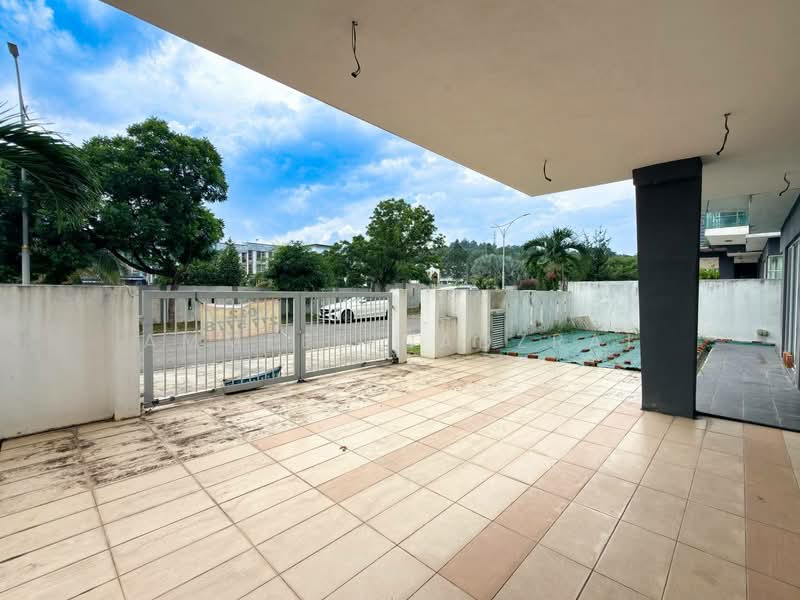 Rumah Berkembar untuk Dijual di Bandar Tun Hussein Onn (Cheras) - Ammeer Nadzrai - Exterior - PropertyGuru.com.my