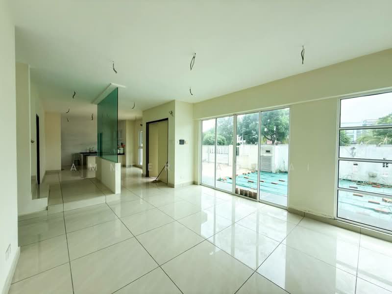 Rumah Berkembar untuk Dijual di Bandar Tun Hussein Onn (Cheras) - Ammeer Nadzrai - Living Room - PropertyGuru.com.my
