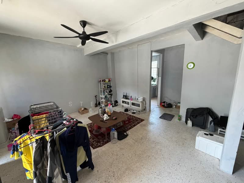 Rumah Teres 2 Tingkat untuk Dijual di (Bukit Sentosa 2) Seksyen Bs2 (Serendah) - Steven Lee - Living Room - PropertyGuru.com.my