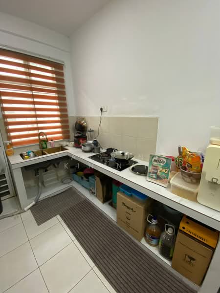 Rumah Teres 2 Tingkat untuk Disewa di Taman Scientex Rawang (Rawang) - Amirun Kinanah - Kitchen - PropertyGuru.com.my