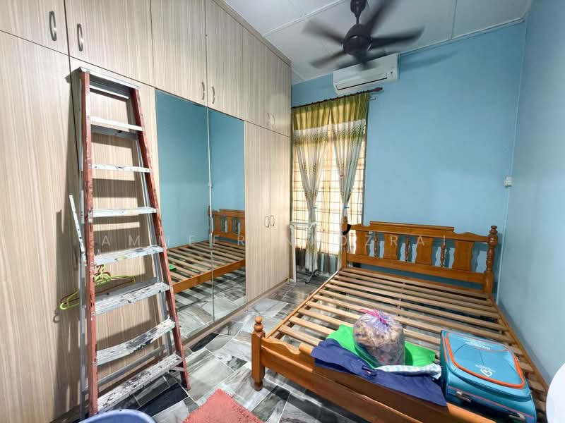 1-storey Terraced House for Sale in Bandar Tun Hussein Onn (Cheras) - Ammeer Nadzrai - PropertyGuru.com.my