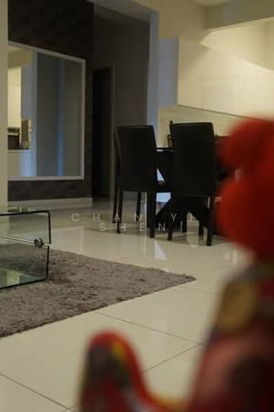 Kondominium untuk Disewa di The LIGHT COLLECTION I - Chan Yi Shen - Living Room - PropertyGuru.com.my