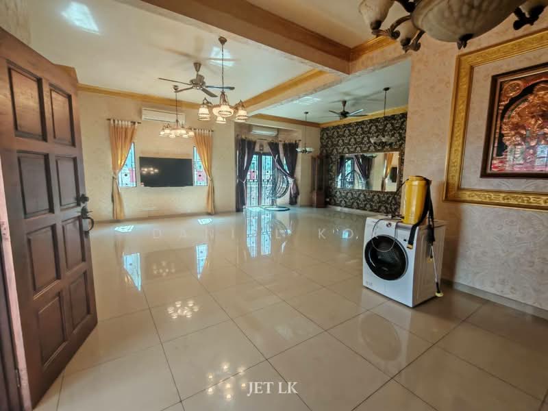 Semi-Detached House for Sale in Taman Bunga Raya (Klang) - Daniel Kok - Living Room - PropertyGuru.com.my