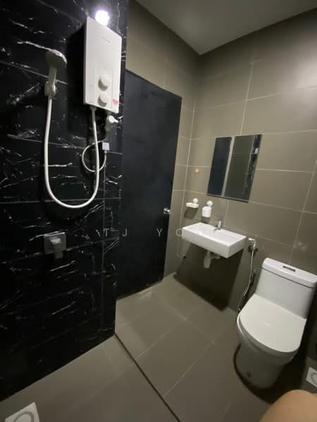 Service Residence for Rent at Residensi Bukit Tiara - TJ Yoo - Bathroom - PropertyGuru.com.my