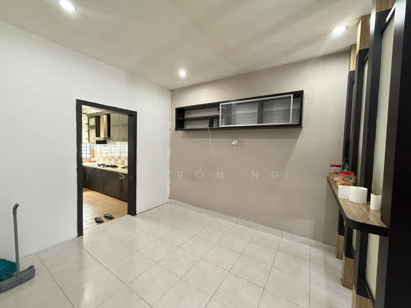 2-storey Terraced House for Sale in Taman Nusa Bestari 2 (Iskandar Puteri (Nusajaya)) - Sharon Ng - Kitchen - PropertyGuru.com.my
