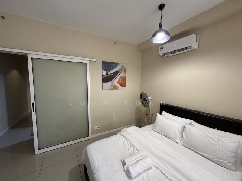 Servis Apartment untuk Disewa di Centrestage Designer Suite - John Kwan - Bedroom - PropertyGuru.com.my