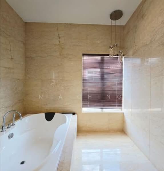 Semi-Detached House for Sale in Bandar Sri Damansara (Selangor) - Mia Ching - Bathroom - PropertyGuru.com.my