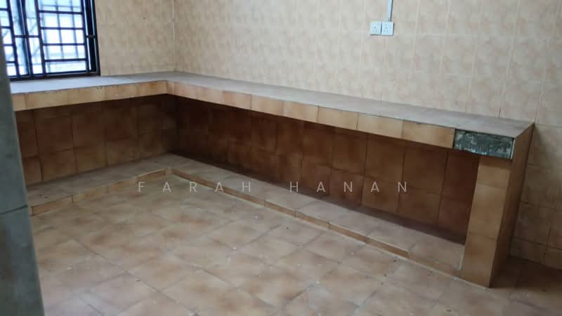 2-storey Terraced House for Rent in Taman Taming Jaya (Balakong) - Farah Hanan - Kitchen - PropertyGuru.com.my