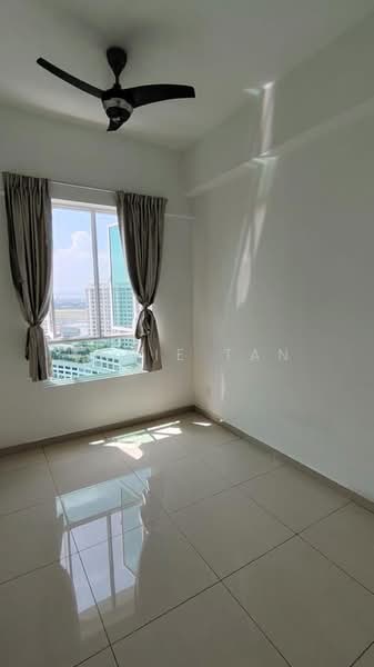 Kondominium untuk Disewa di Solaria Residences - Annie Tan - View - PropertyGuru.com.my