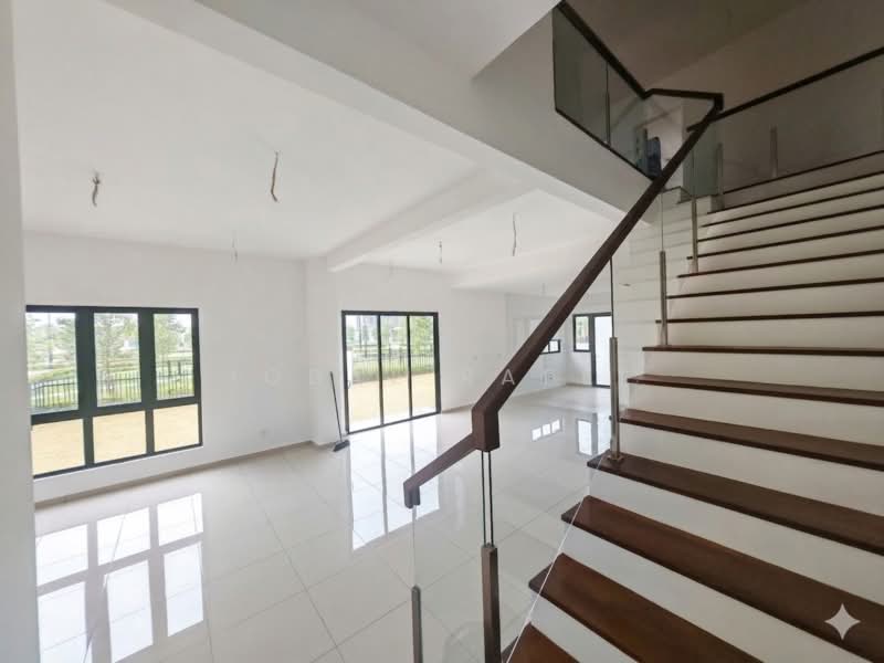 Semi-Detached House for Sale in Telok Panglima Garang (Selangor) - Iqbal Rafei - Living Room - PropertyGuru.com.my