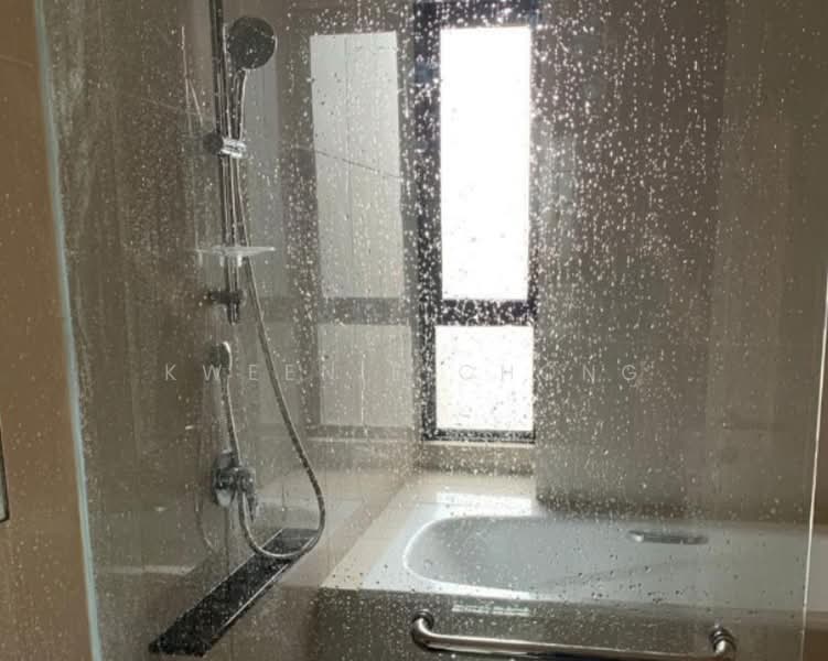 Servis Apartment untuk Dijual di G Residence - Kweenie Chong - Bathroom - PropertyGuru.com.my